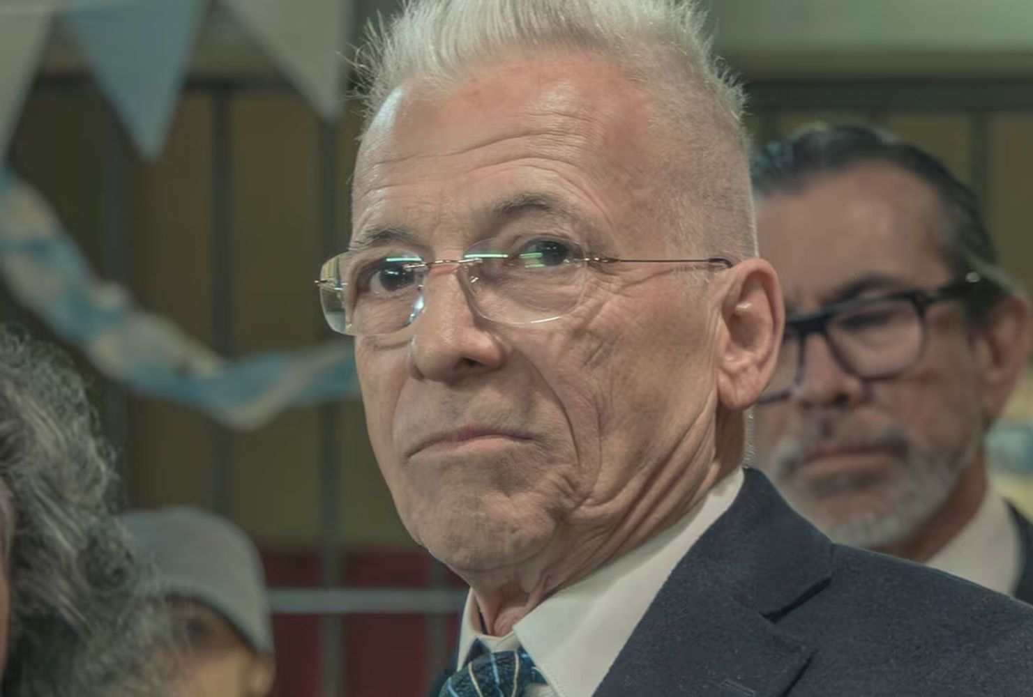 Gerardo Romano como Sergio Antín.