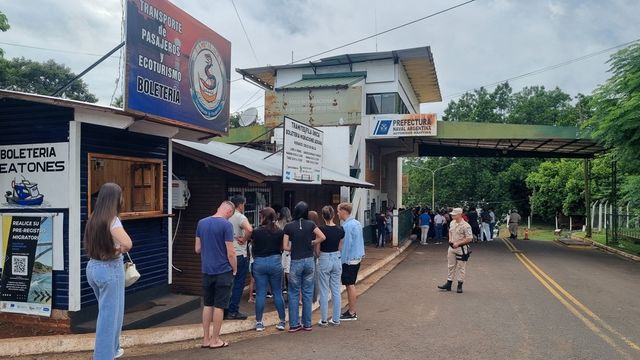 Creciente éxodo laboral: misioneros cruzan a Brasil por mejores sueldos y condiciones.