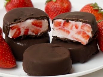 Cómo hacer bombones helados de frutilla: receta con solo 3 ingredientes para disfrutar en verano