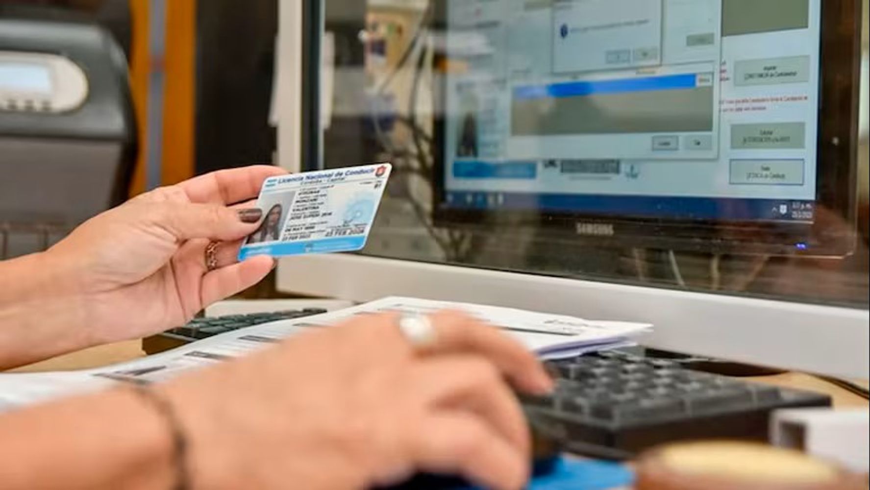 Licencia de conducir.