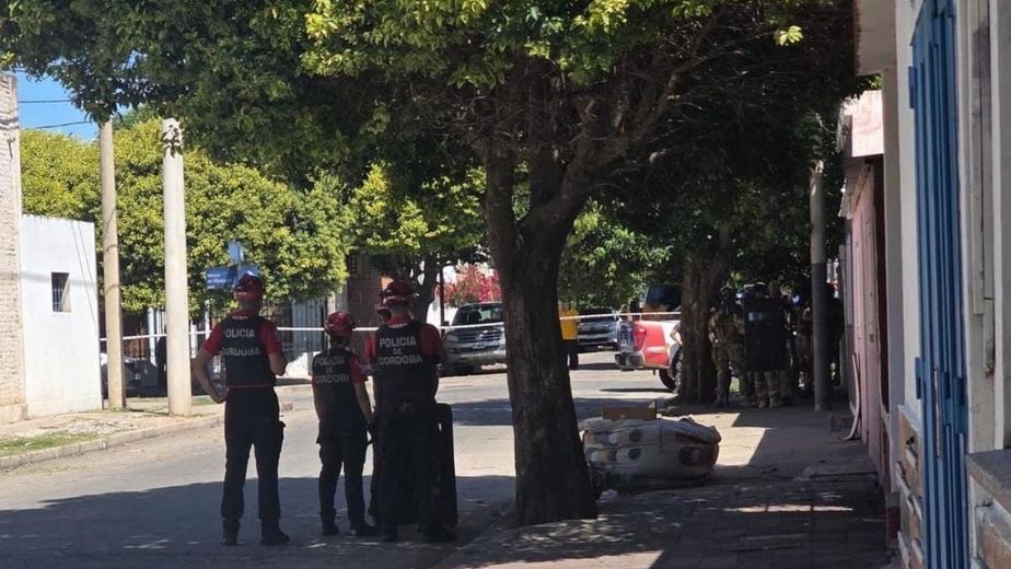 Córdoba: detuvieron a un hombre con pedido de captura que se atrincheró en Yofre Norte