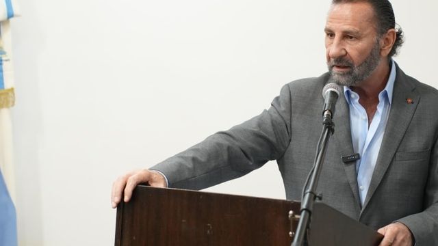 Fernando Juri señaló que el oficialismo prioriza recursos y gestión territorial, y destacó el rol parlamentario del Bloque Independencia en temas sensibles para la economía tucumana.
