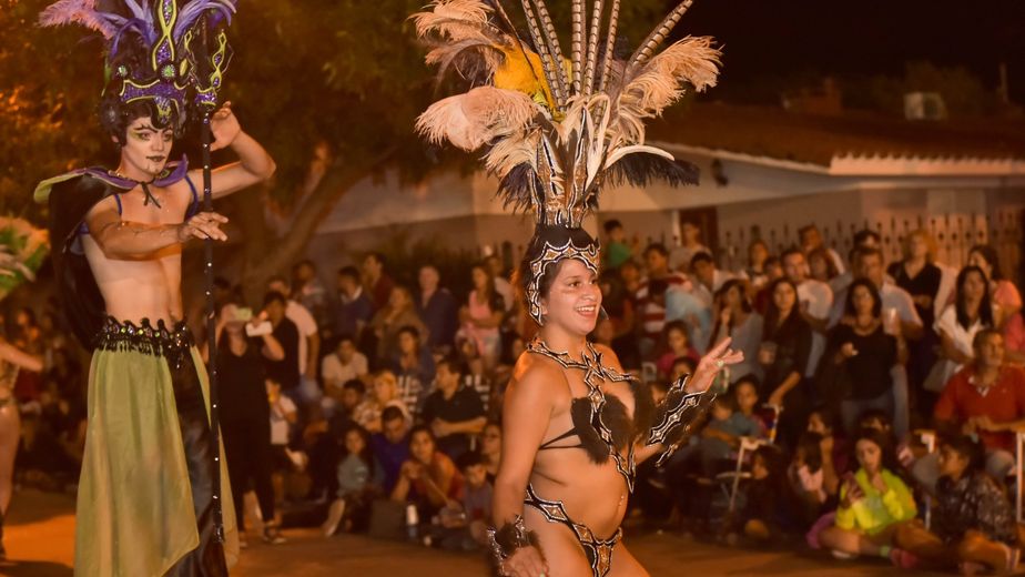 Los carnavales en Arroyito se realizan el viernes 27 en la Plaza 25 de Mayo