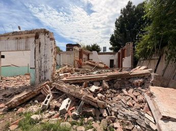 Derrumbe en Córdoba: un albañil cayó desde 3 metros y está internado