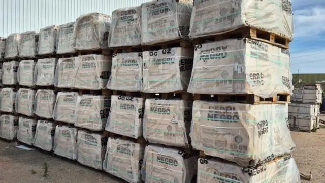 Subastan materiales de construcción de Márquez y Asociados. 
