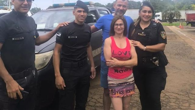Insólita confusión en Jardín América: la buscaron tras desaparecer en una estación y apareció caminando rumbo al Tabay.
