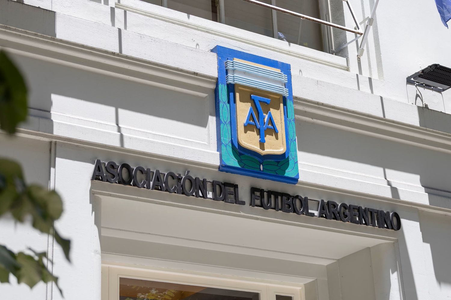 AFA.