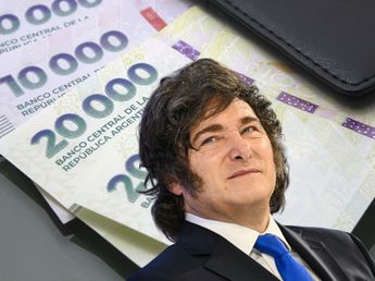 Javier Milei sale a auxiliar financieramente a medio país: qué implica esta decisión