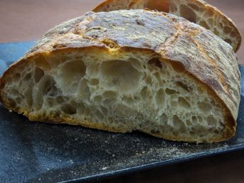 Cómo hacer un pan de campo de masa madre casero: la receta que no falla
