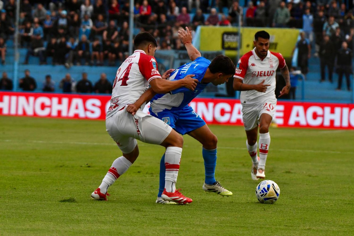 Estudiantes de Río Cuarto recibió a Huracán en el Candini