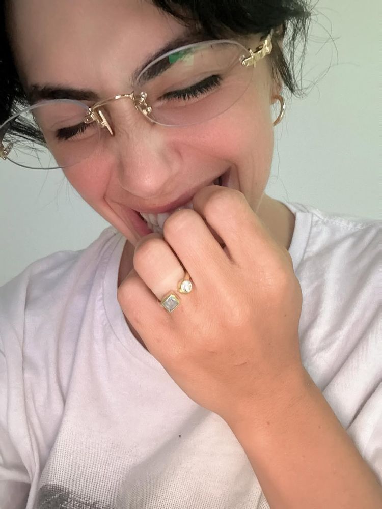 La emoción de Lali al contar la noticia.