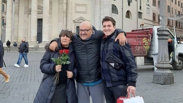 La adultescencia es cada vez más frecuente en la Argentina: casi cuatro de cada diez jóvenes entre 25 y 35 años viven con sus padres.
