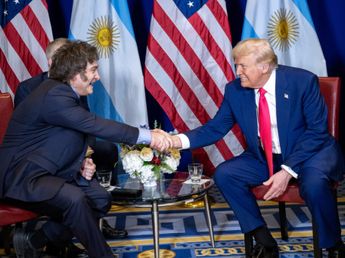 Guerra en Irán: el Gobierno argentino celebró la muerte de Ali Jamenei y recordó el atentado a la Amia