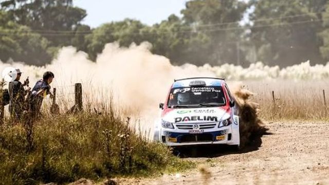Guillermo Ambrosio de La Tordilla en la clase RC3 junto a Francisco Fumari