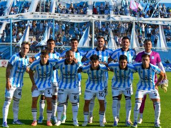 Para Racing el empate fue casi como una derrota y se retiró silbado en Nueva Italia:¿Qué pasará con el DT?