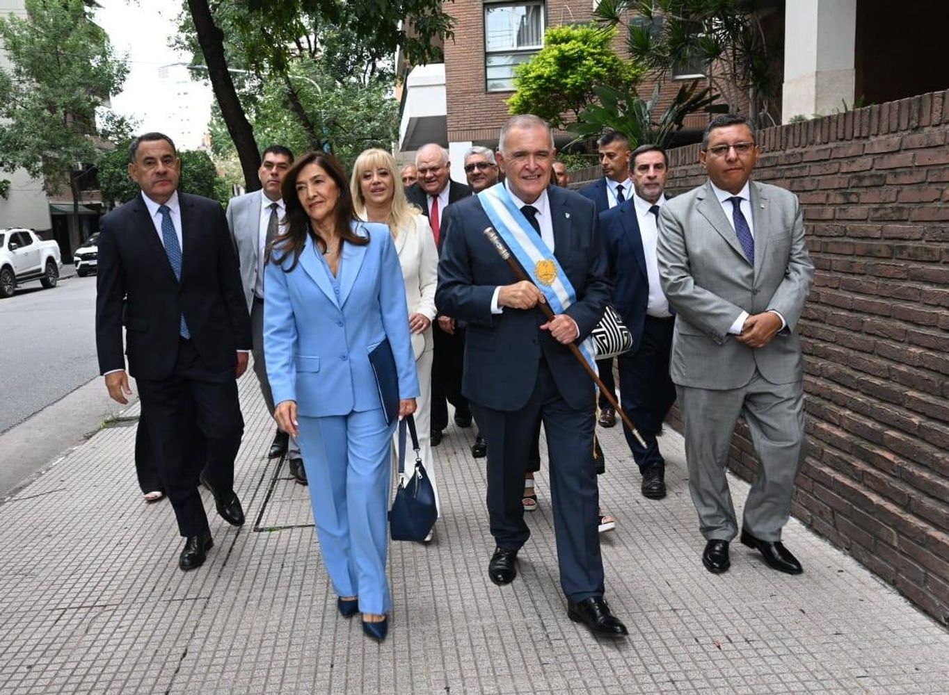 Escenas en la Legislatura provincial