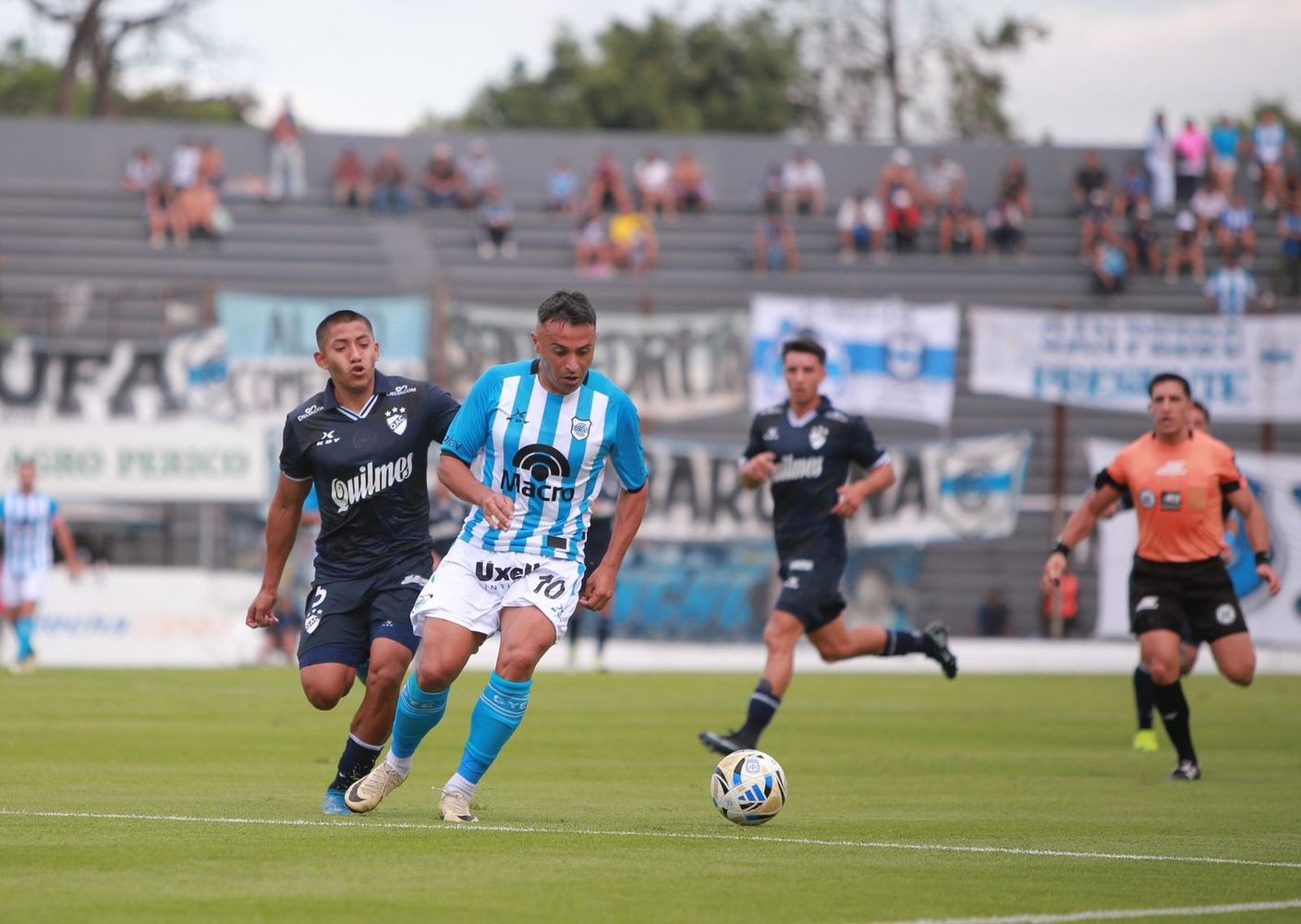 En un cierre cargado de tensión, Gimnasia sostuvo la ventaja y terminó celebrando ante su gente en una tarde intensa.