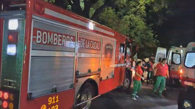 Se derrumbó un boliche en Costanera Norte