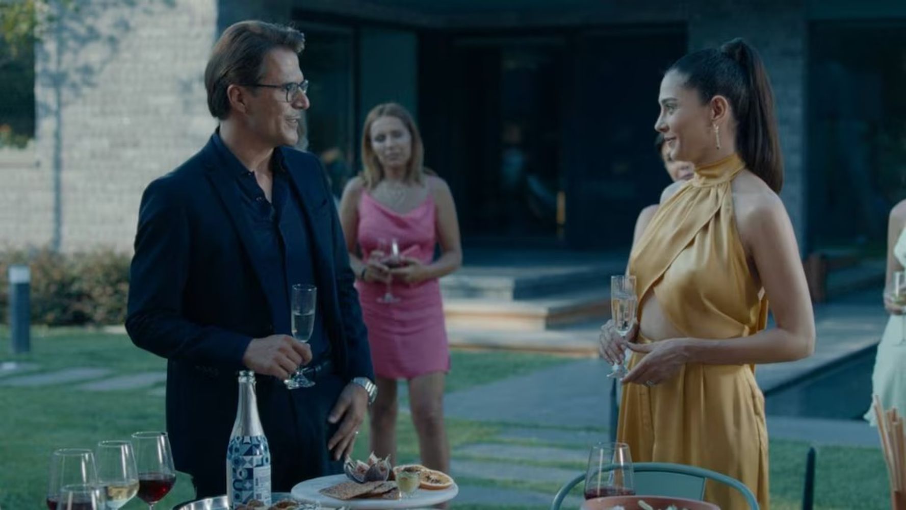 La película turca de romance se encuentra disponible en Netflix.