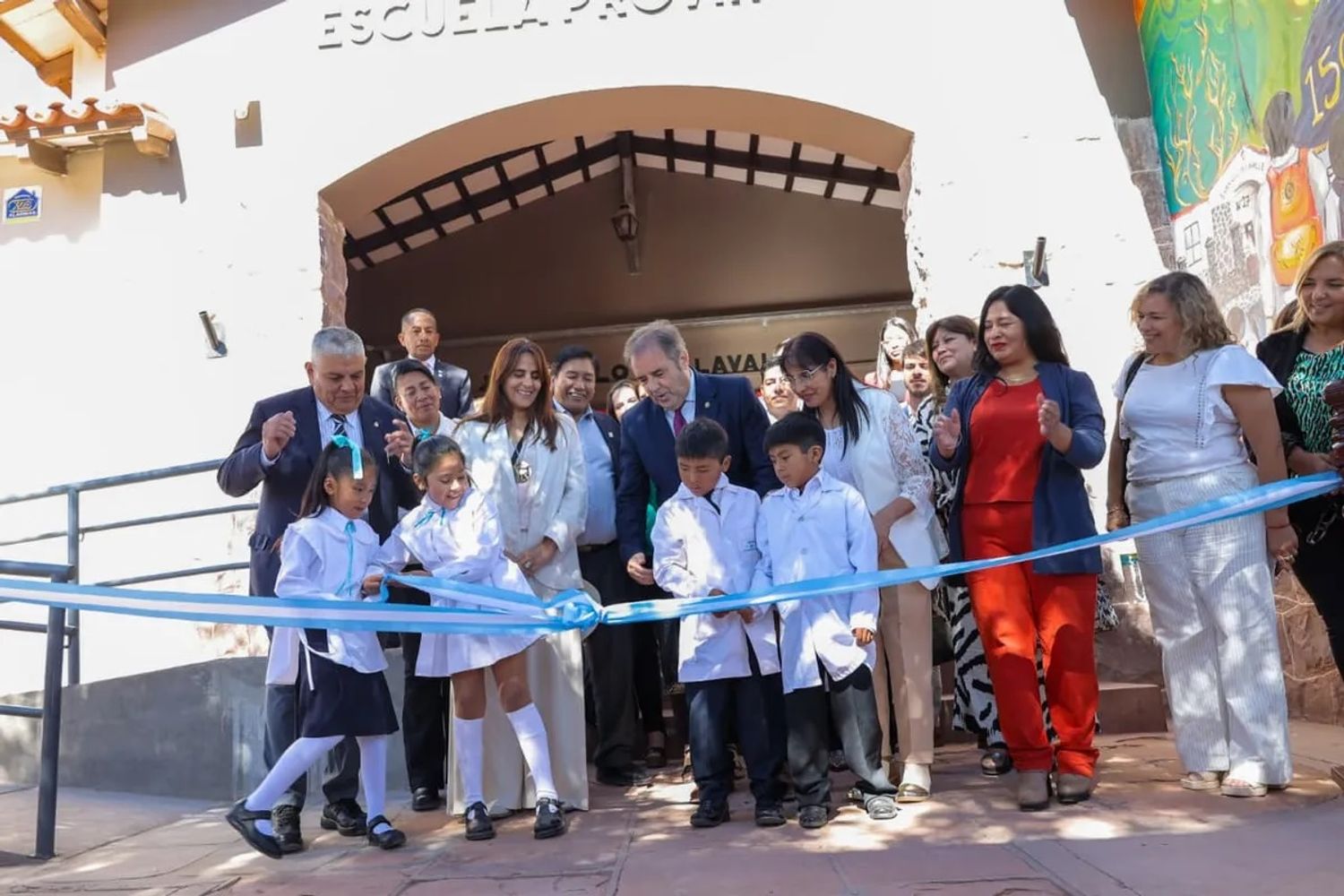 Con fondos del PROMACE se realizó trabajos de refacción de las aulas y otras dependencias de la escuela "Juan Galo Lavalle", obras que quedaron habilitadas este lunes.