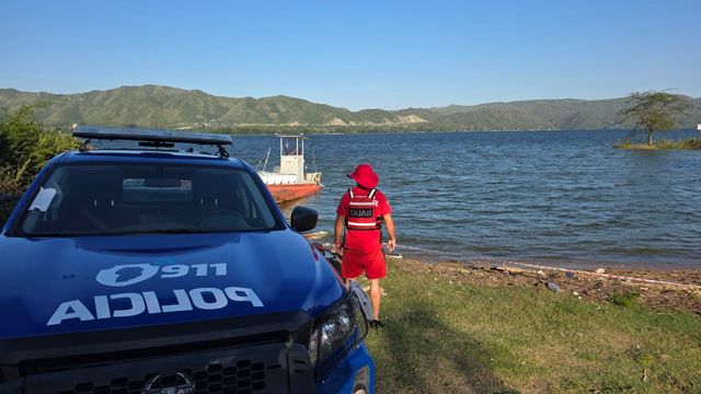 Un hombre murió ahogado tras el vuelco de una embarcación en el San Roque.