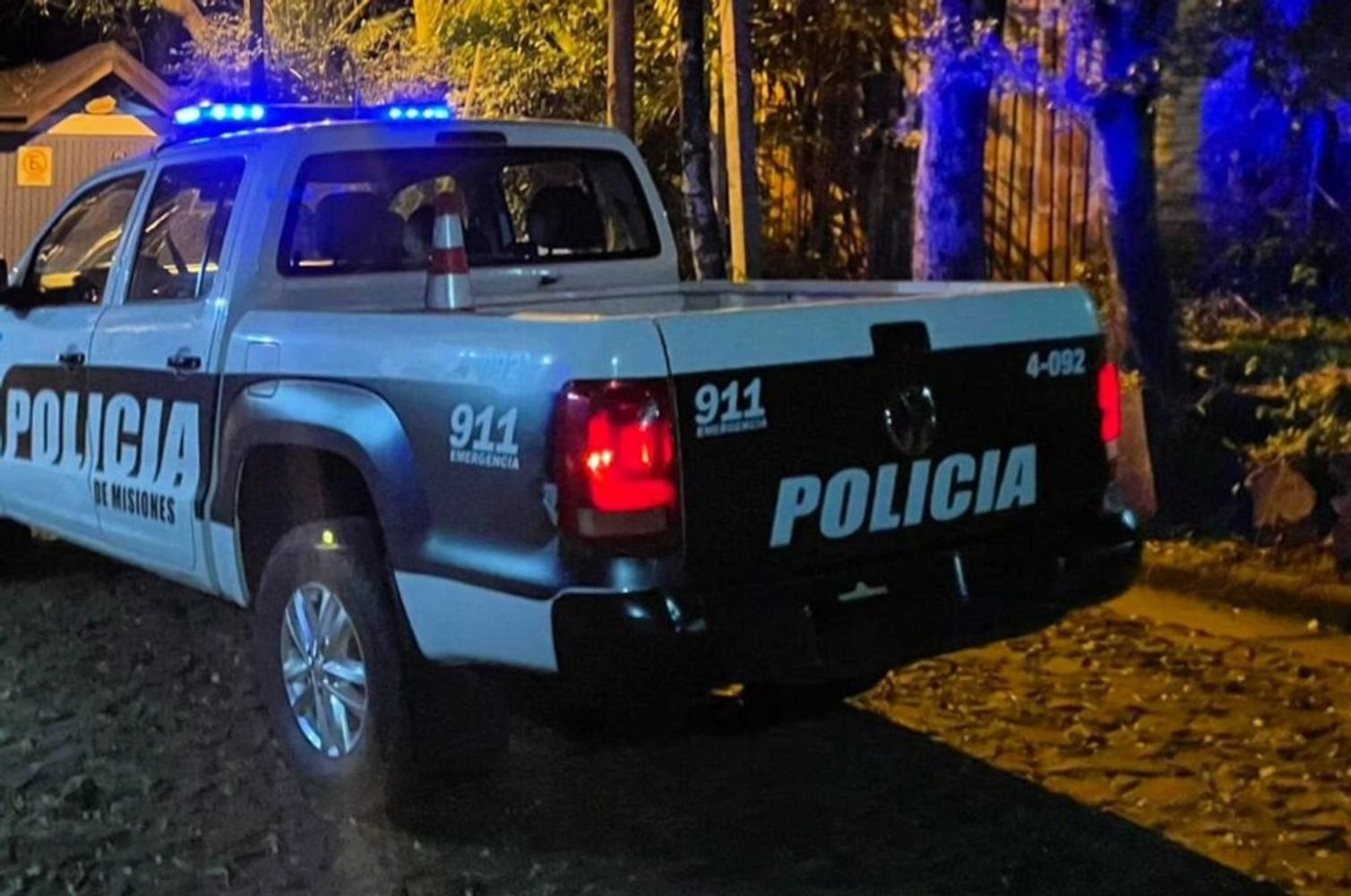 Policía