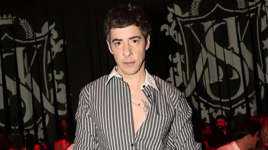 No solo la actuación: cuál es el nuevo trabajo de Esteban Lamothe