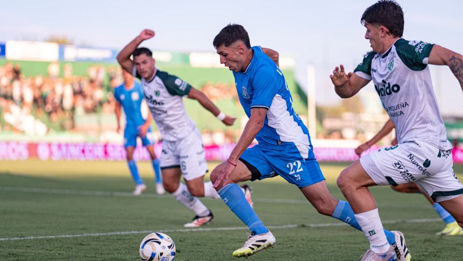Estudiantes de Río Cuarto perdió ante Sarmiento en un duelo clave por la permanencia