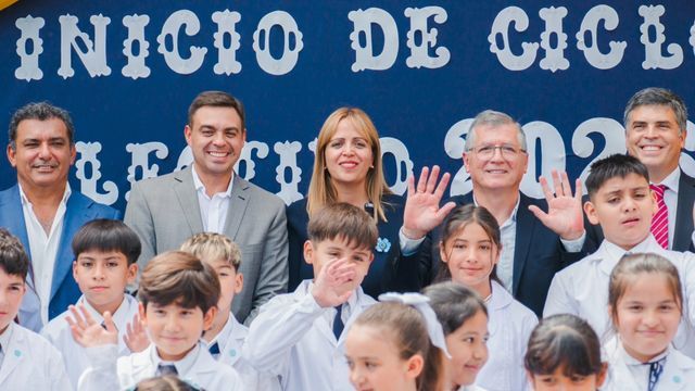 Catamarca abrió el ciclo lectivo 2026 con nuevas obras en Paclín y Los Altos.