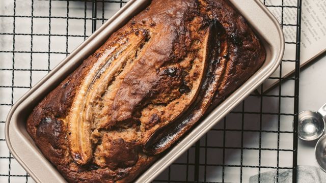 La sencilla receta para hacer un bizcochuelo esponjoso y saludable.