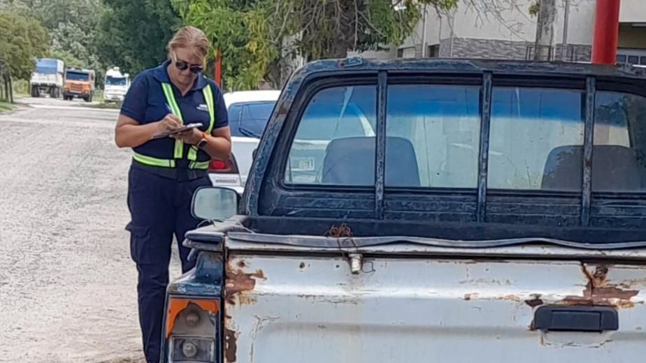 Retuvieron 25 motocicletas y removieron 13 vehículos por el Operativo Verano en Arroyito