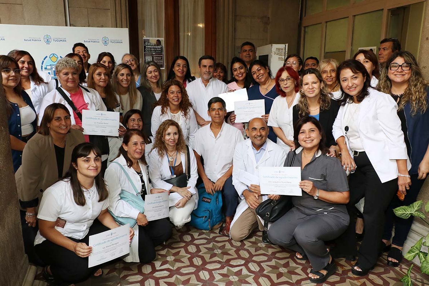 Autoridades sanitarias destacaron la importancia de la vacuna contra el VPH y de los controles periódicos.