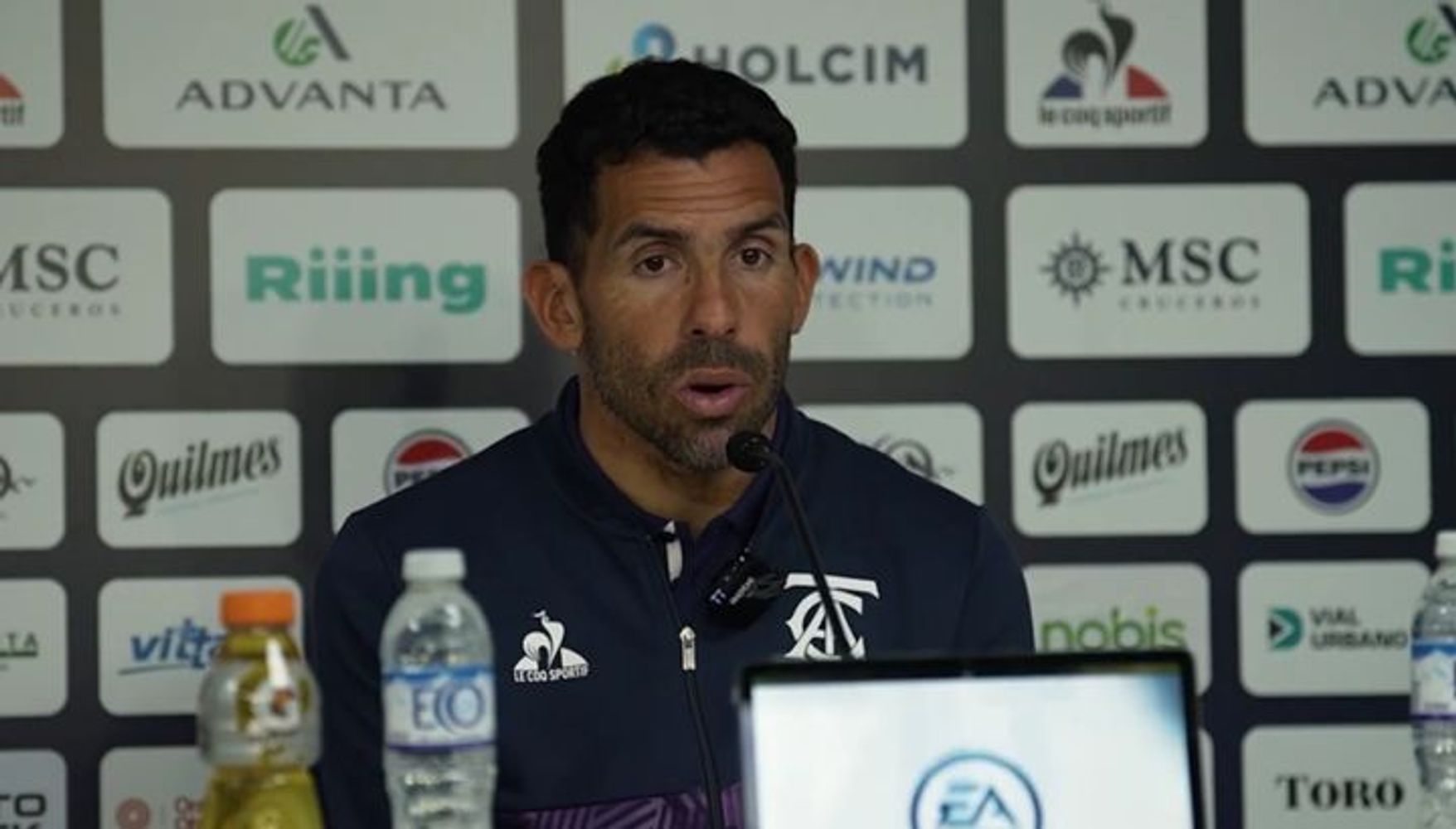 Carlos Tevez, y las complicaciones en un plantel de Talleres azotado por las lesiones.
