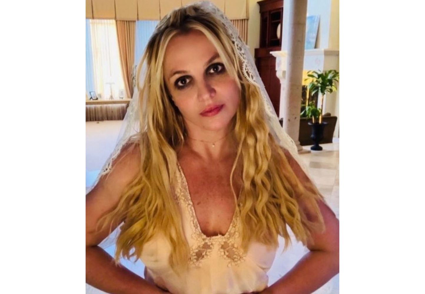 Britney fue demorada por la policía por largas horas.