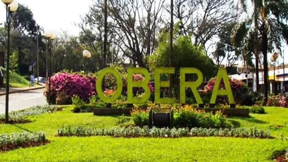 Una mujer se radicó en Oberá con su hija tras denunciar violencia y la Justicia le ordena regresar a Buenos Aires