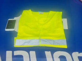 Un naranjita quiso robar un auto, se olvidó un detalle insólito y quedó detenido