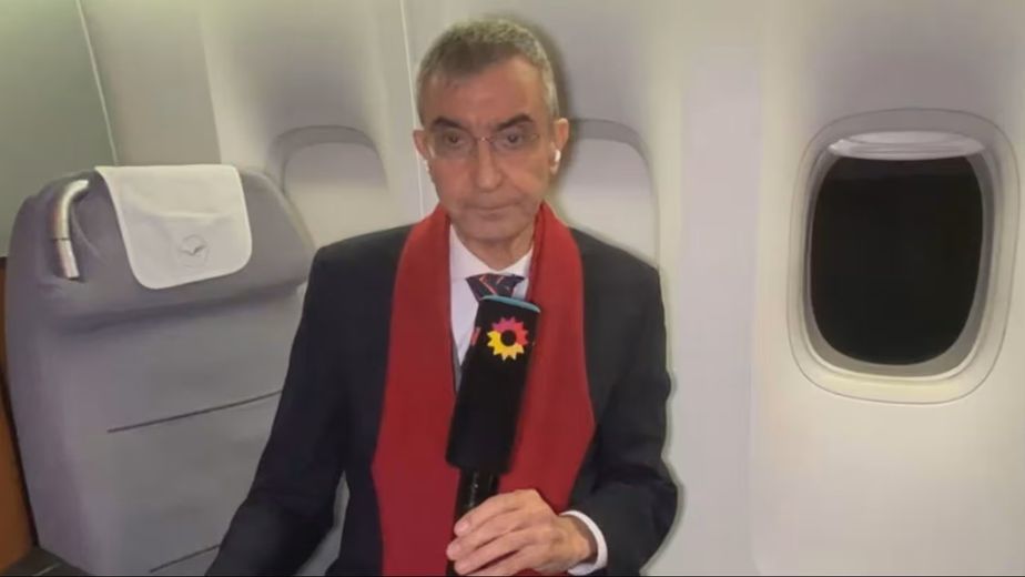 La complicación que sufrió Nelson Castro en su llegada a Medio Oriente: "Se hace muy difícil"