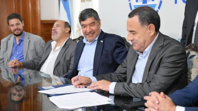 Regino Amado: “No vamos a despedir a nadie. El ajuste no va a pasar por los trabajadores”.