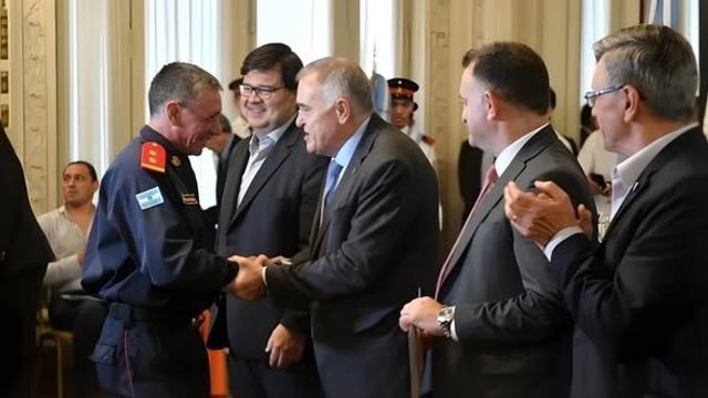 Tucumán aplica tarifa gratuita para Bomberos Voluntarios por ley provincial y adhesión a norma nacional.