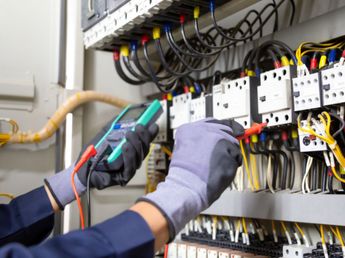 Córdoba: explotó un tablero eléctrico mientras trabajaba y está grave