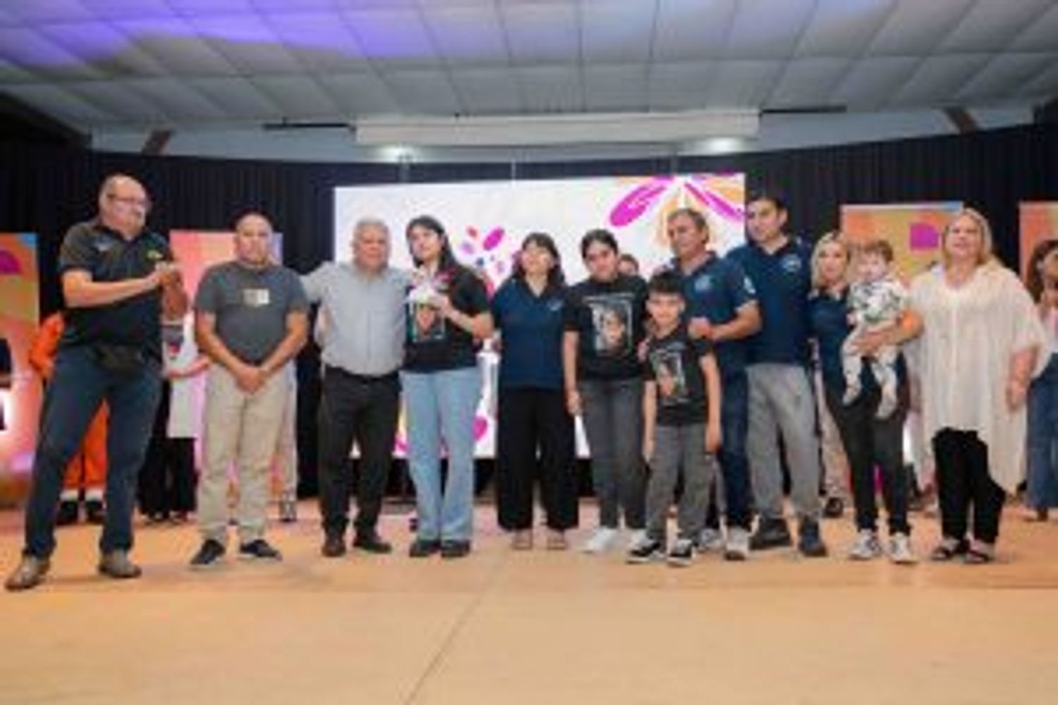 El Municipio destacó a mujeres de Arroyito en el acto por el "Día de la Mujer"