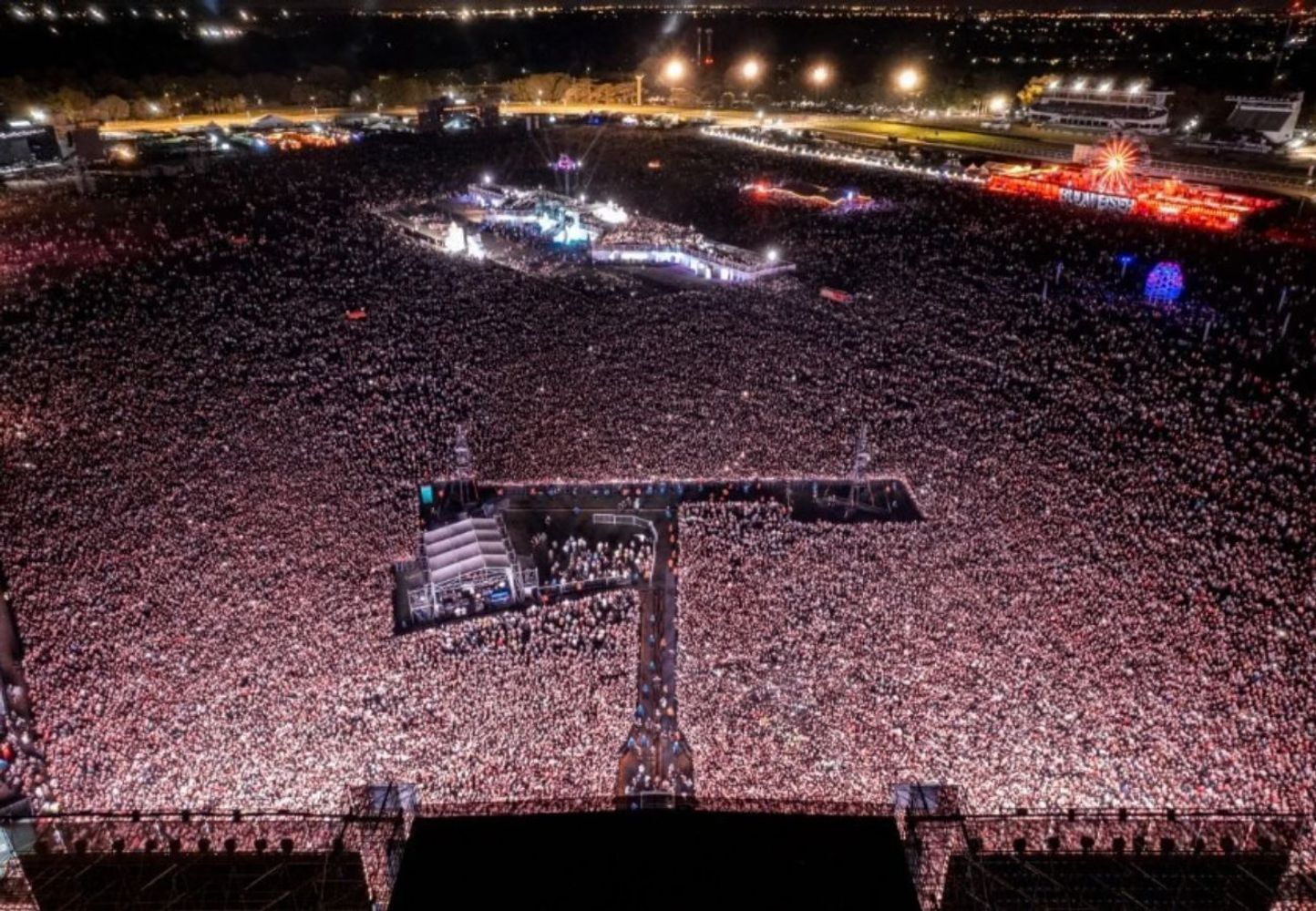 Lollapalooza Argentina 2026: se filtraron fotos del predio y estalló la indignación por los sectores VIP
