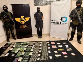 Córdoba: desbaratan una banda narco que vendía drogas en un "showroom"