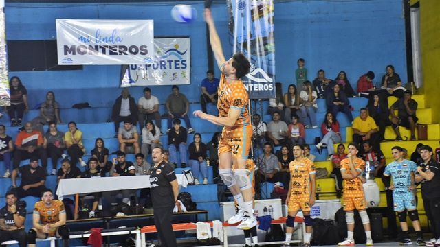 Monteros Vóley escribió una noche histórica y avanzó a semifinales.