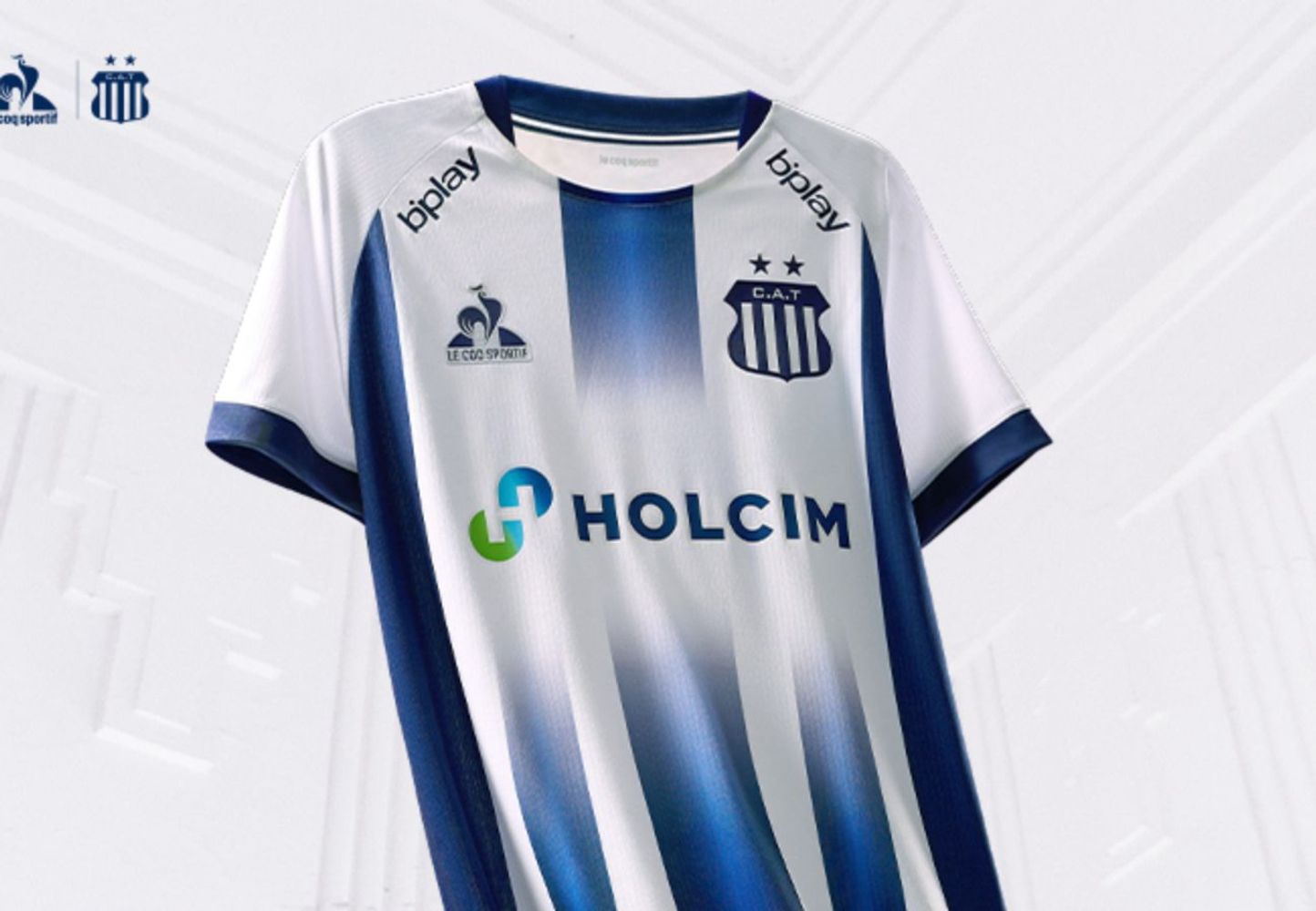 Talleres generó polémica con la nueva camiseta.