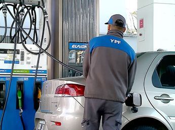 El lunes negro degradó a gris, pero hubo impacto en los surtidores de nafta