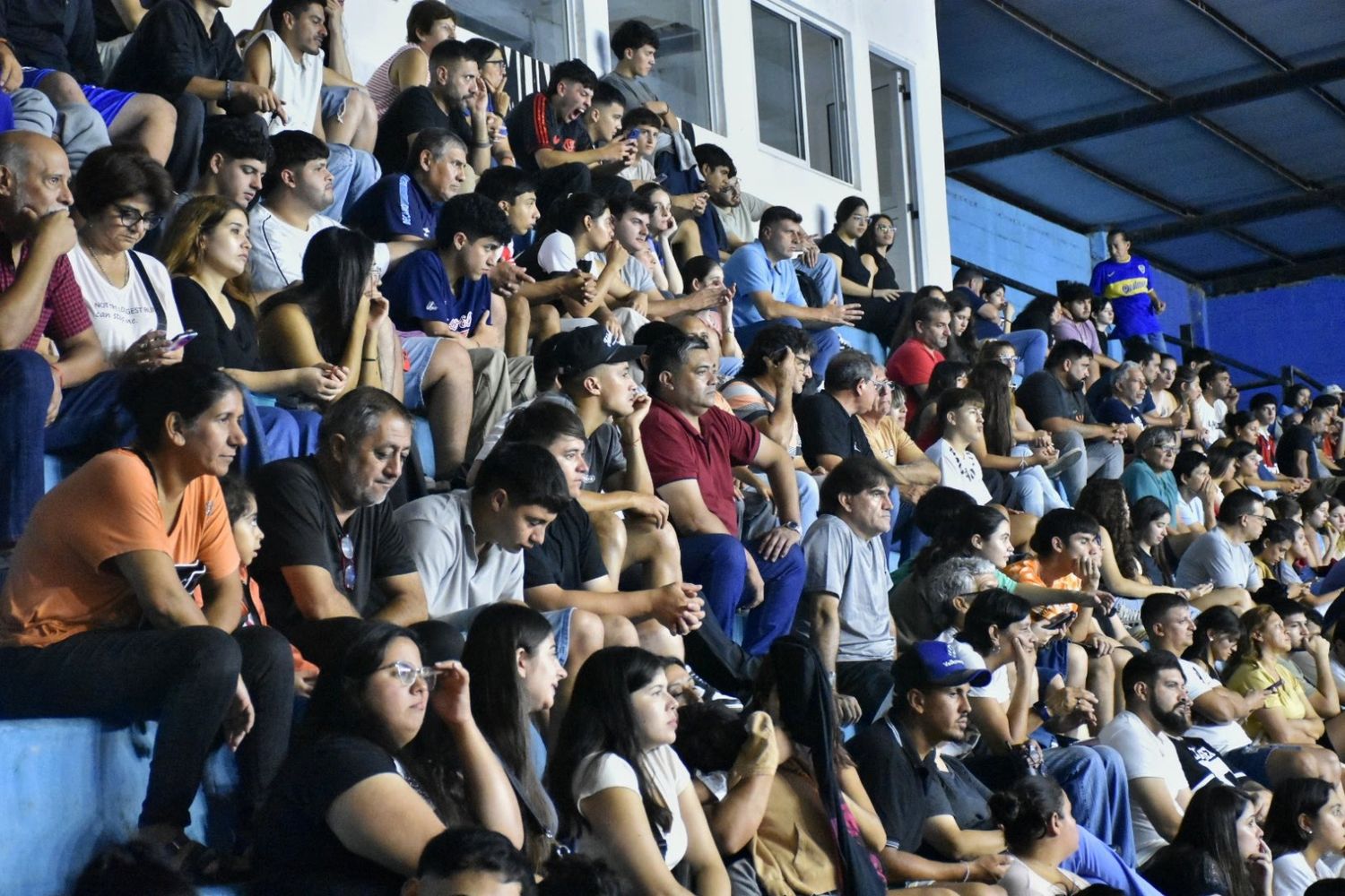 Con una tribuna colmada, el José Nicolás Russo vibró con una clasificación histórica.