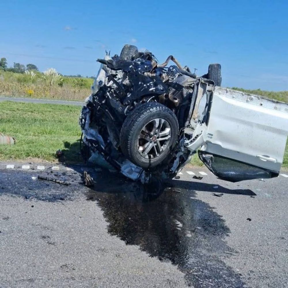 Tragedia en la autopista Rosario-Santa Fe: choque fatal deja al menos dos muertos
