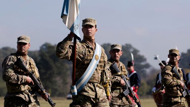 Cuánto gana el personal de las Fuerzas Armadas