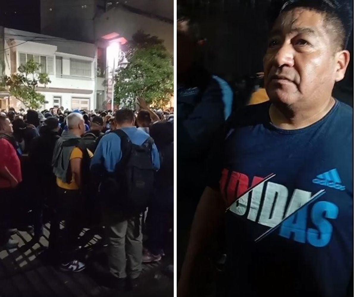 Manifestantes apostados en la calle Sarmiento el lunes a la noche bloquearon por varias horas el ingreso al estacionamiento de la Casa de Gobierno. Uno de los líderes dijo a los medios que exigían inmediatas respuestas y desconocían la representatividad de la comisión que venía negociando con las autoridades.